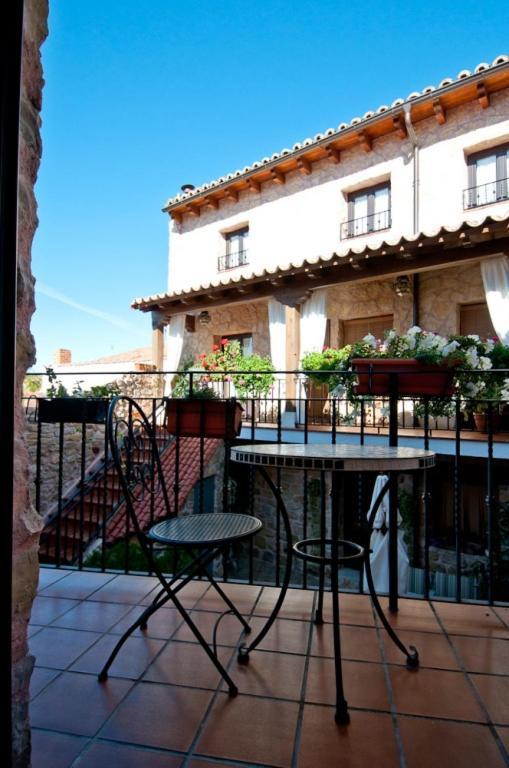 La Casona De Lucia Guest House Siguenza Exterior photo